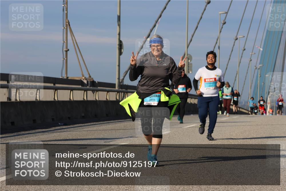 03.10.2025 - Köhlbrandbrückenlauf Strokosch-Dieckow http://msf.ph/oto/9125197 03.10.2025 10:07:23 Position 2 2603, 3347 meine-sportfotos.de