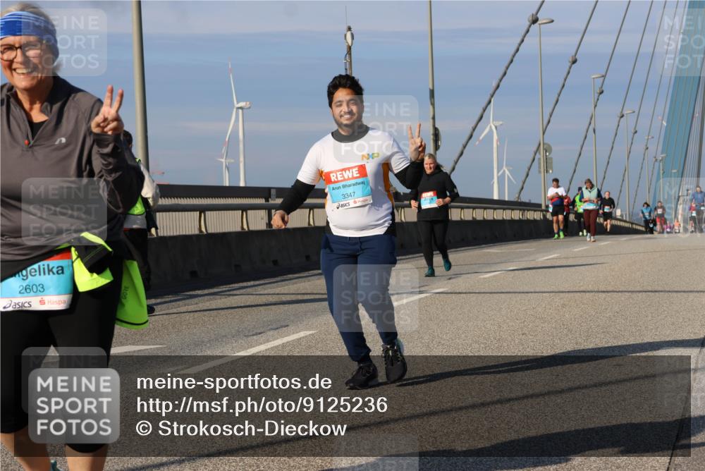03.10.2025 - Köhlbrandbrückenlauf Strokosch-Dieckow http://msf.ph/oto/9125236 03.10.2025 10:07:26 Position 2 2603, 3347 meine-sportfotos.de