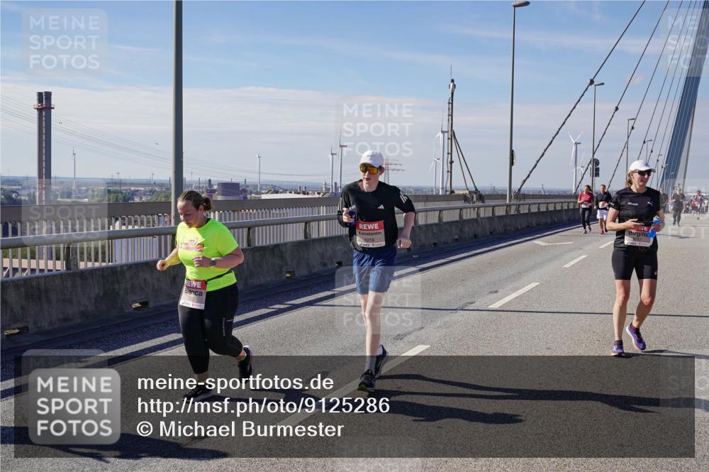 03.10.2025 - Köhlbrandbrückenlauf Michael Burmester http://msf.ph/oto/9125286 03.10.2025 13:08:59 Position 2 6258 meine-sportfotos.de