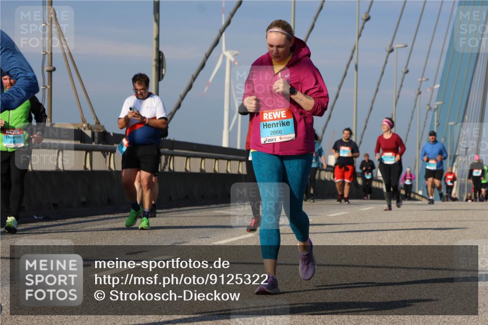 03.10.2025 - Köhlbrandbrückenlauf Strokosch-Dieckow http://msf.ph/oto/9125322 03.10.2025 10:07:47 Position 2 2666 meine-sportfotos.de