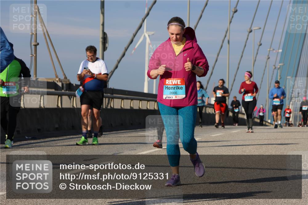 03.10.2025 - Köhlbrandbrückenlauf Strokosch-Dieckow http://msf.ph/oto/9125331 03.10.2025 10:07:47 Position 2 2666 meine-sportfotos.de