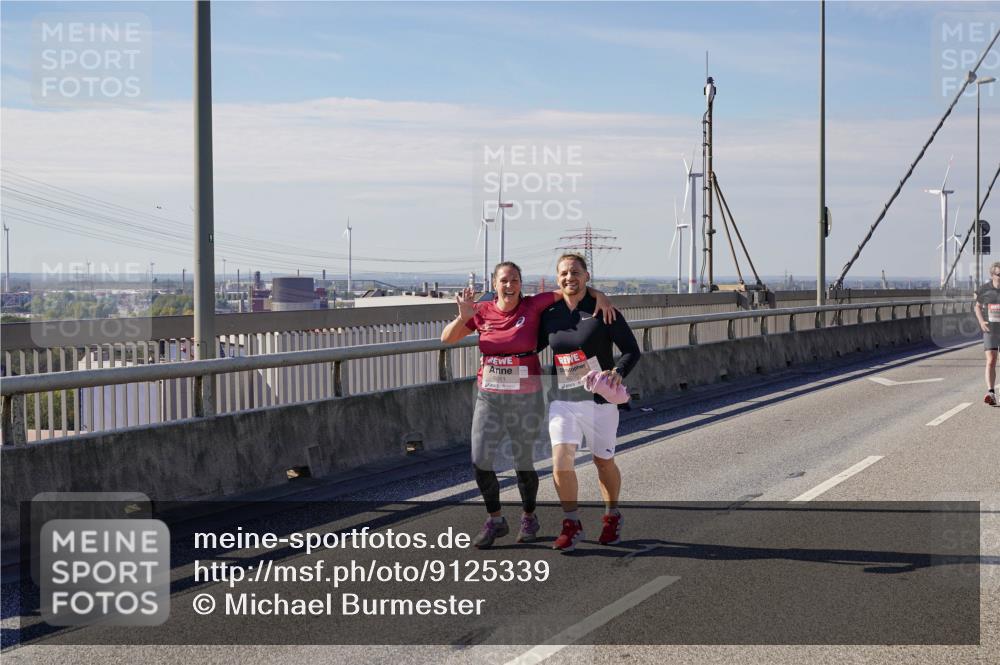 03.10.2025 - Köhlbrandbrückenlauf Michael Burmester http://msf.ph/oto/9125339 03.10.2025 13:09:08 Position 2 6011 meine-sportfotos.de