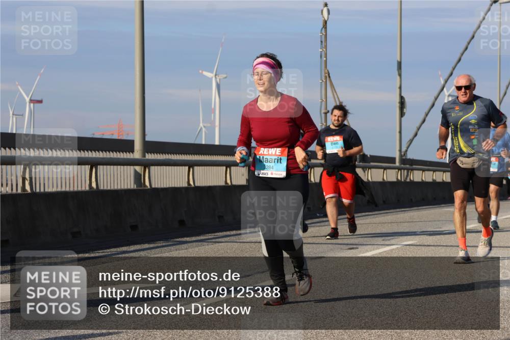 03.10.2025 - Köhlbrandbrückenlauf Strokosch-Dieckow http://msf.ph/oto/9125388 03.10.2025 10:08:01 Position 2 3284 meine-sportfotos.de