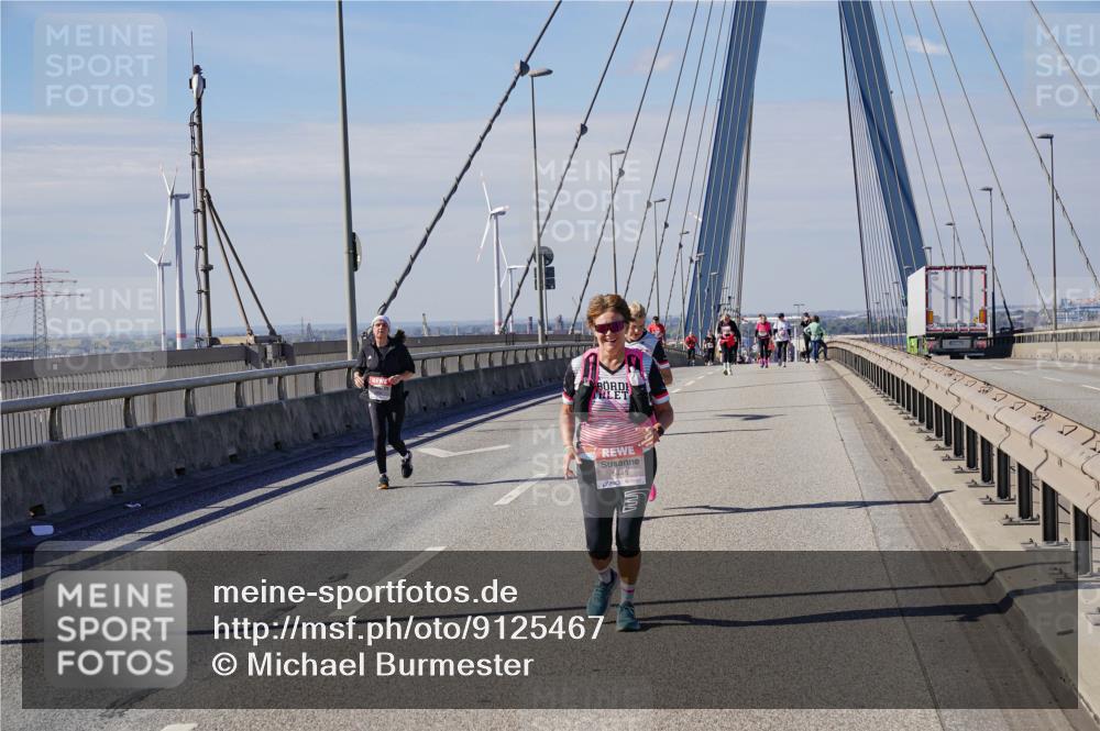 03.10.2025 - Köhlbrandbrückenlauf Michael Burmester http://msf.ph/oto/9125467 03.10.2025 13:09:19 Position 2  meine-sportfotos.de