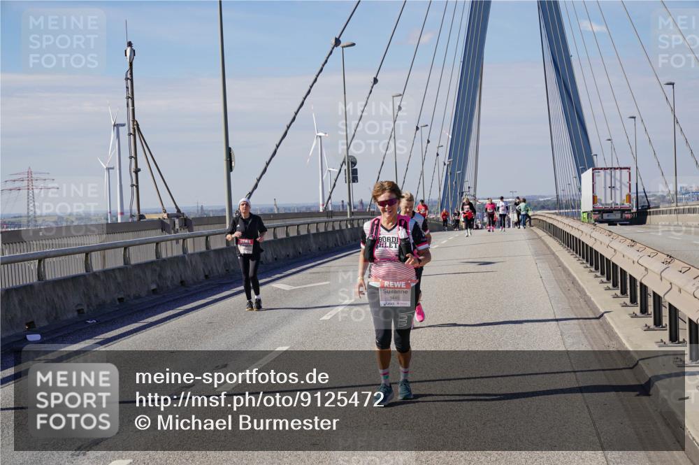03.10.2025 - Köhlbrandbrückenlauf Michael Burmester http://msf.ph/oto/9125472 03.10.2025 13:09:19 Position 2 5445 meine-sportfotos.de