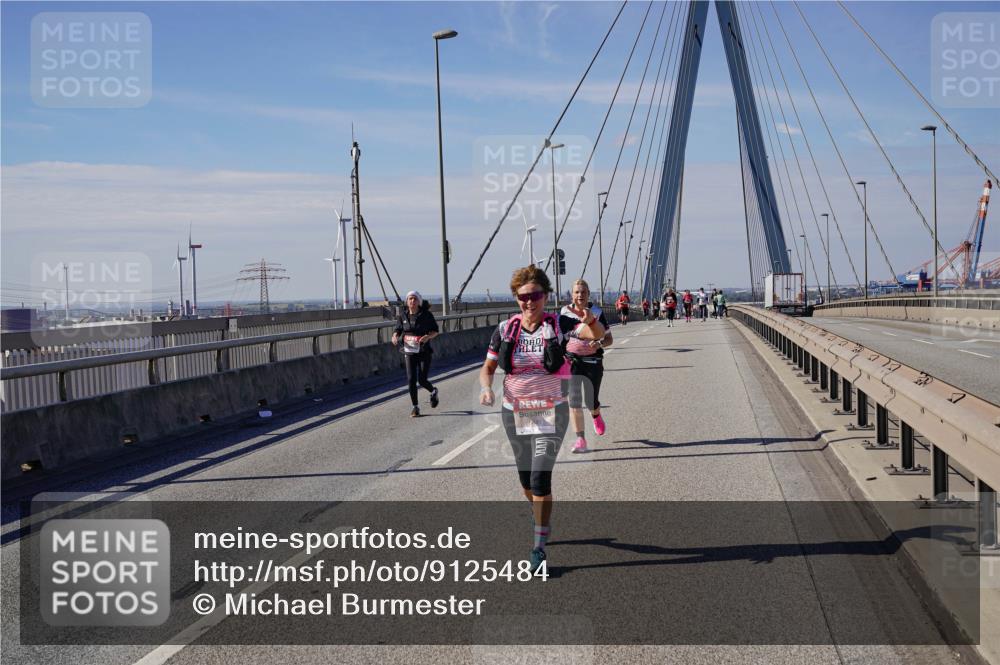 03.10.2025 - Köhlbrandbrückenlauf Michael Burmester http://msf.ph/oto/9125484 03.10.2025 13:09:20 Position 2  meine-sportfotos.de