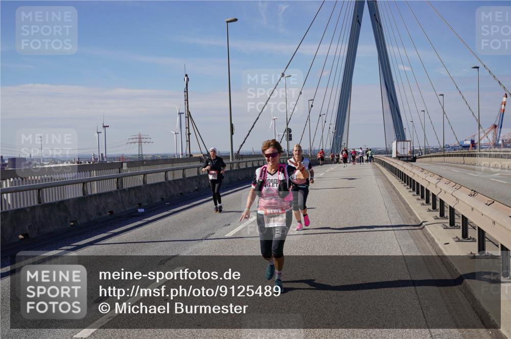 03.10.2025 - Köhlbrandbrückenlauf Michael Burmester http://msf.ph/oto/9125489 03.10.2025 13:09:21 Position 2  meine-sportfotos.de