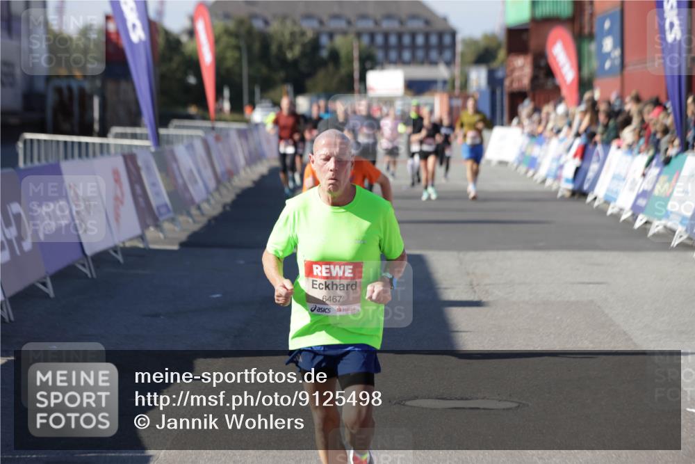 03.10.2025 - Köhlbrandbrückenlauf Jannik Wohlers http://msf.ph/oto/9125498 03.10.2025 13:07:11 Ziel 4444, 4451, 4588, 4804, 6065, 6302, 6423, 6427, 6467, 6822 meine-sportfotos.de