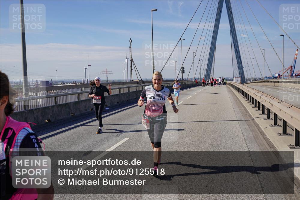 03.10.2025 - Köhlbrandbrückenlauf Michael Burmester http://msf.ph/oto/9125518 03.10.2025 13:09:23 Position 2  meine-sportfotos.de