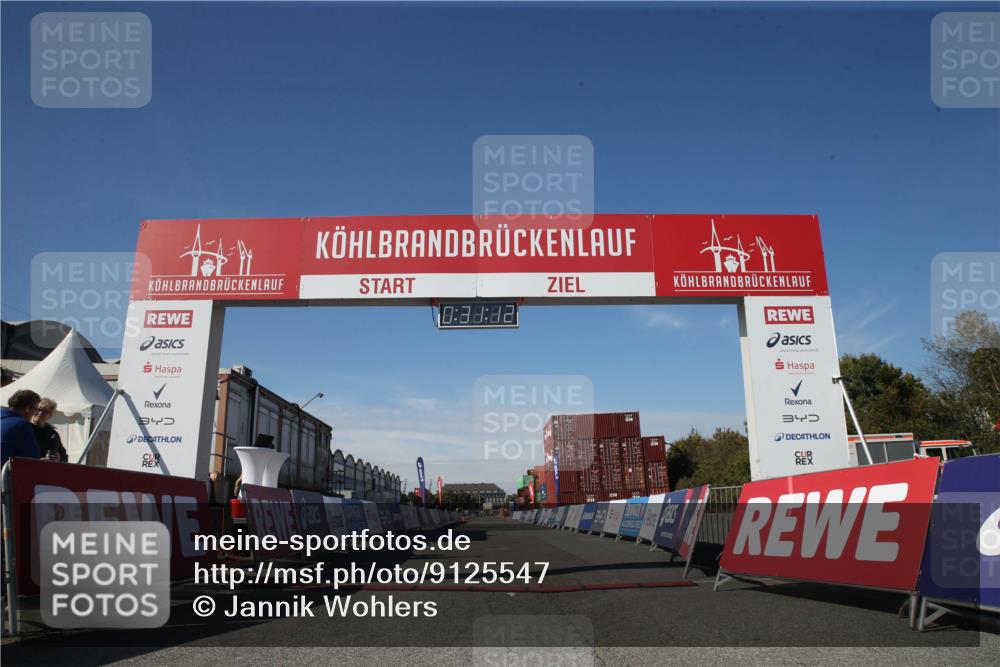 03.10.2025 - Köhlbrandbrückenlauf Jannik Wohlers http://msf.ph/oto/9125547 03.10.2025 12:31:13 Ziel  meine-sportfotos.de