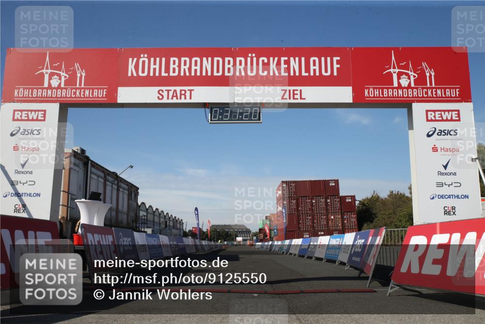 03.10.2025 - Köhlbrandbrückenlauf Jannik Wohlers http://msf.ph/oto/9125550 03.10.2025 12:31:21 Ziel  meine-sportfotos.de