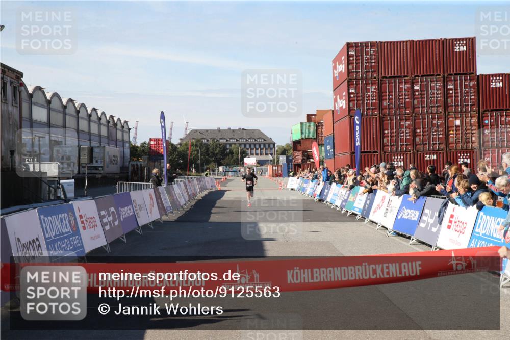 03.10.2025 - Köhlbrandbrückenlauf Jannik Wohlers http://msf.ph/oto/9125563 03.10.2025 12:41:48 Ziel  meine-sportfotos.de