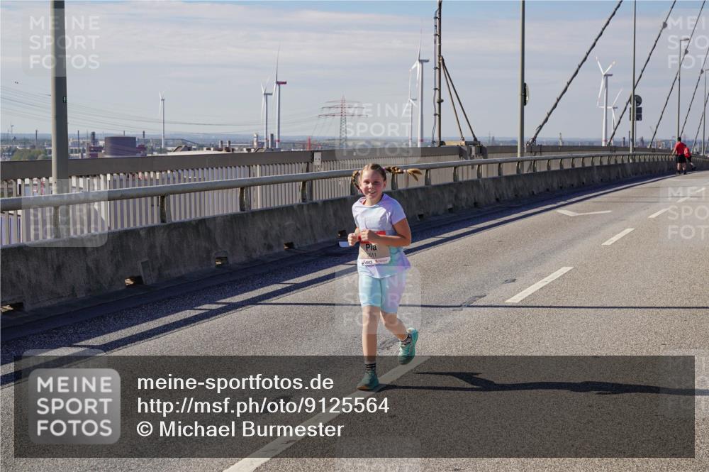 03.10.2025 - Köhlbrandbrückenlauf Michael Burmester http://msf.ph/oto/9125564 03.10.2025 13:09:28 Position 2 5611 meine-sportfotos.de