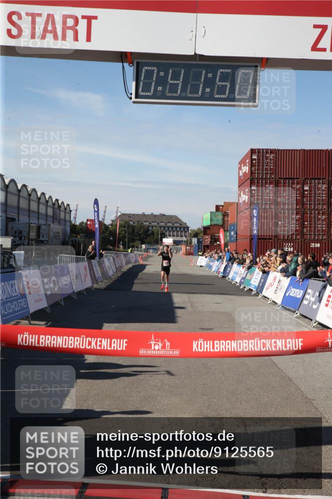 03.10.2025 - Köhlbrandbrückenlauf Jannik Wohlers http://msf.ph/oto/9125565 03.10.2025 12:41:50 Ziel 6099 meine-sportfotos.de