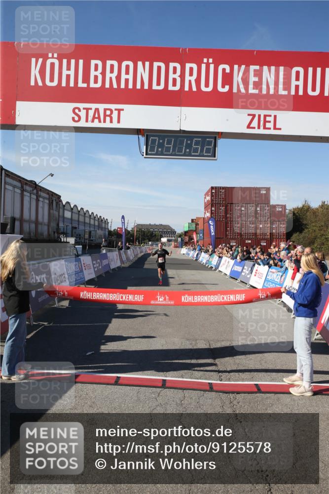 03.10.2025 - Köhlbrandbrückenlauf Jannik Wohlers http://msf.ph/oto/9125578 03.10.2025 12:41:53 Ziel 6099 meine-sportfotos.de