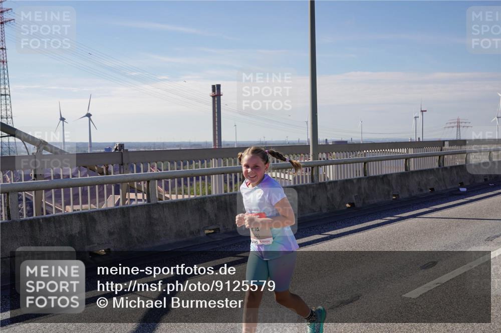 03.10.2025 - Köhlbrandbrückenlauf Michael Burmester http://msf.ph/oto/9125579 03.10.2025 13:09:30 Position 2 3611 meine-sportfotos.de