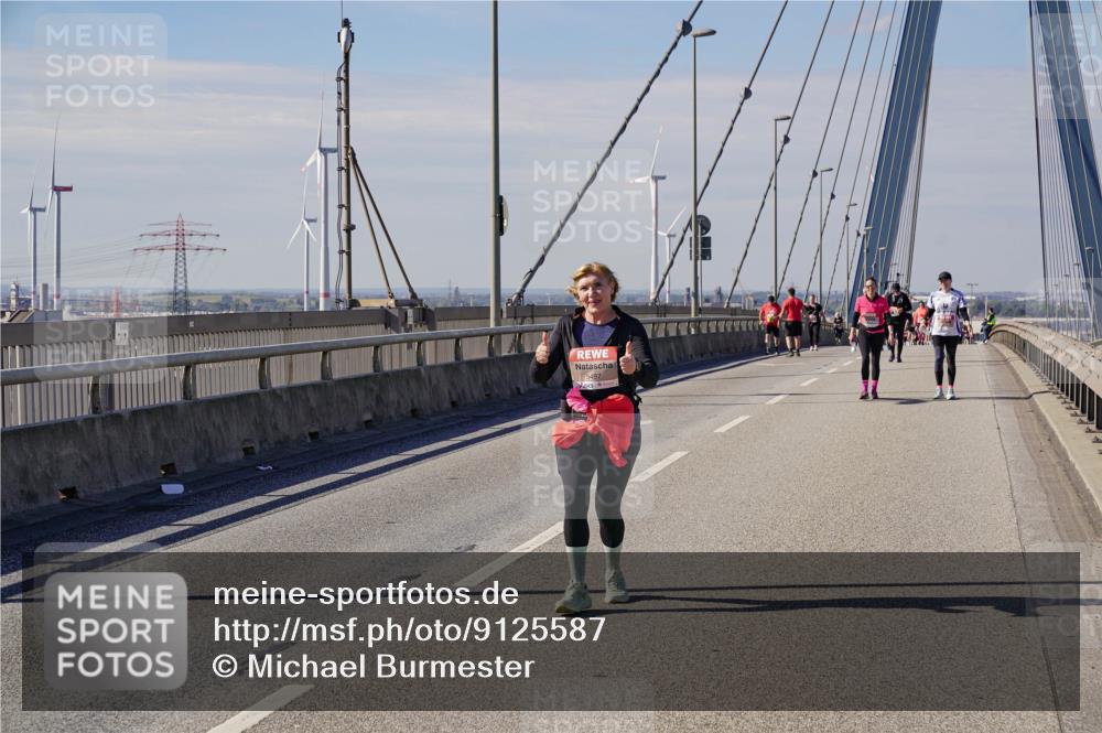 03.10.2025 - Köhlbrandbrückenlauf Michael Burmester http://msf.ph/oto/9125587 03.10.2025 13:09:39 Position 2 5497 meine-sportfotos.de