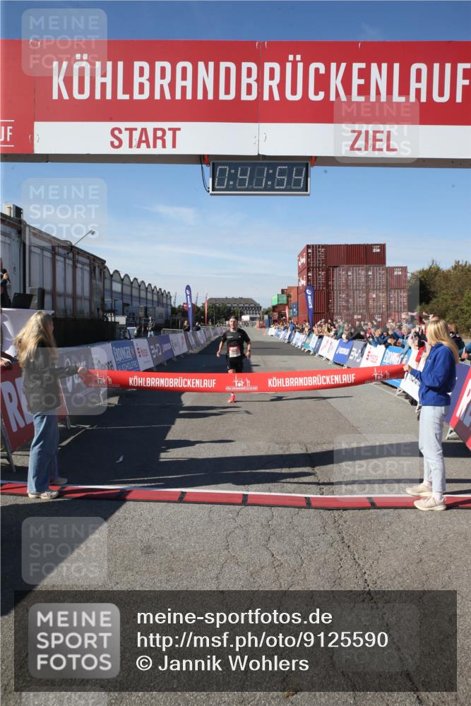 03.10.2025 - Köhlbrandbrückenlauf Jannik Wohlers http://msf.ph/oto/9125590 03.10.2025 12:41:54 Ziel 6099 meine-sportfotos.de