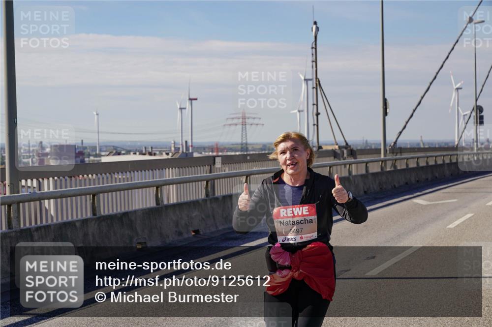 03.10.2025 - Köhlbrandbrückenlauf Michael Burmester http://msf.ph/oto/9125612 03.10.2025 13:09:41 Position 2 5497 meine-sportfotos.de