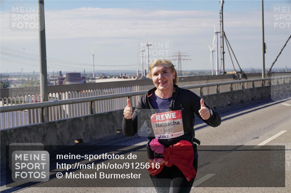 03.10.2025 - Köhlbrandbrückenlauf Michael Burmester http://msf.ph/oto/9125616 03.10.2025 13:09:42 Position 2 5497 meine-sportfotos.de