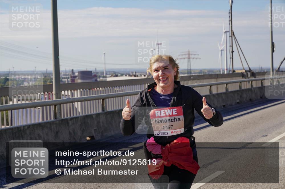 03.10.2025 - Köhlbrandbrückenlauf Michael Burmester http://msf.ph/oto/9125619 03.10.2025 13:09:42 Position 2 5497 meine-sportfotos.de