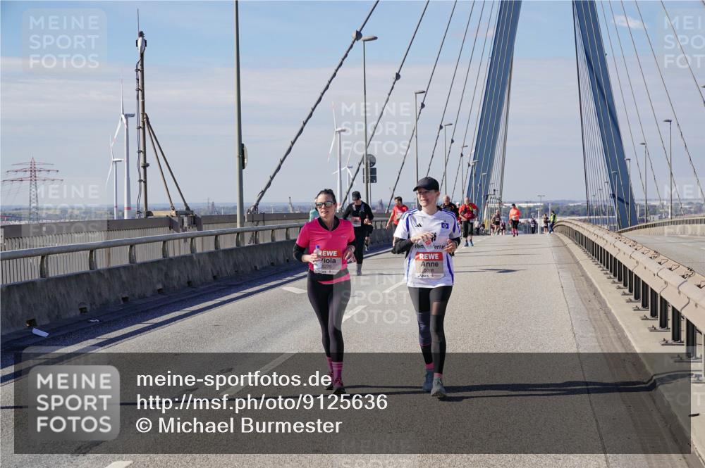 03.10.2025 - Köhlbrandbrückenlauf Michael Burmester http://msf.ph/oto/9125636 03.10.2025 13:09:48 Position 2 5275 meine-sportfotos.de