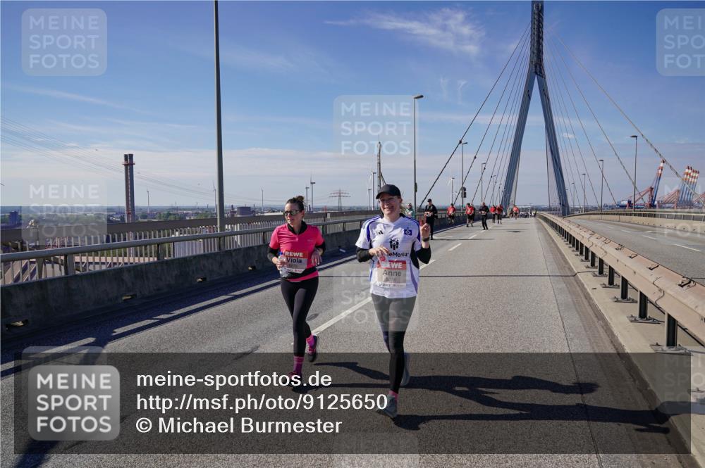 03.10.2025 - Köhlbrandbrückenlauf Michael Burmester http://msf.ph/oto/9125650 03.10.2025 13:09:51 Position 2 5388 meine-sportfotos.de