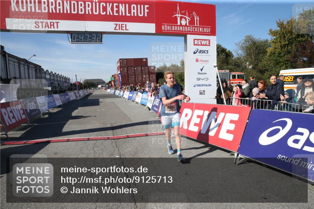 03.10.2025 - Köhlbrandbrückenlauf Jannik Wohlers http://msf.ph/oto/9125713 03.10.2025 12:47:32 Ziel 6638 meine-sportfotos.de