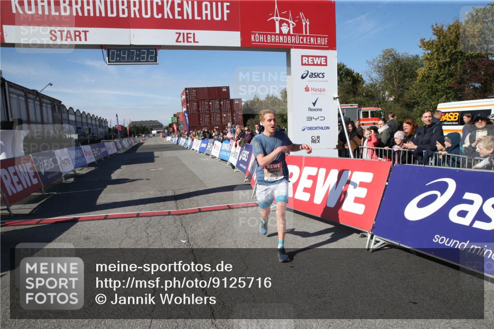 03.10.2025 - Köhlbrandbrückenlauf Jannik Wohlers http://msf.ph/oto/9125716 03.10.2025 12:47:32 Ziel 6638 meine-sportfotos.de