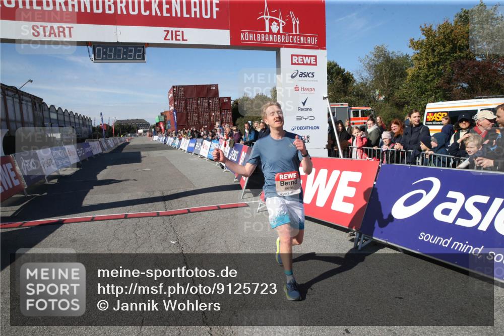 03.10.2025 - Köhlbrandbrückenlauf Jannik Wohlers http://msf.ph/oto/9125723 03.10.2025 12:47:33 Ziel 6638 meine-sportfotos.de