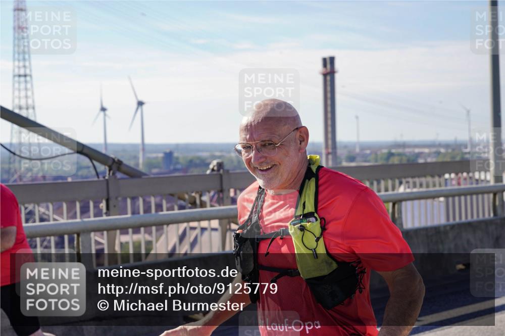 03.10.2025 - Köhlbrandbrückenlauf Michael Burmester http://msf.ph/oto/9125779 03.10.2025 13:10:10 Position 2  meine-sportfotos.de