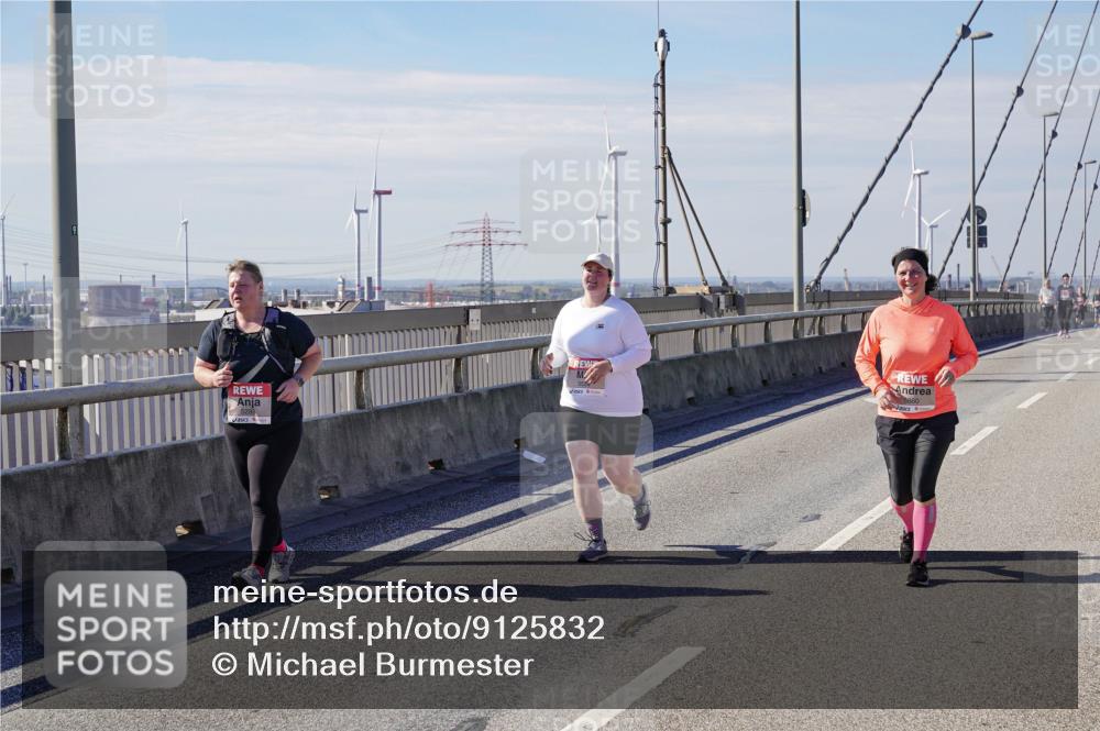 03.10.2025 - Köhlbrandbrückenlauf Michael Burmester http://msf.ph/oto/9125832 03.10.2025 13:10:19 Position 2  meine-sportfotos.de