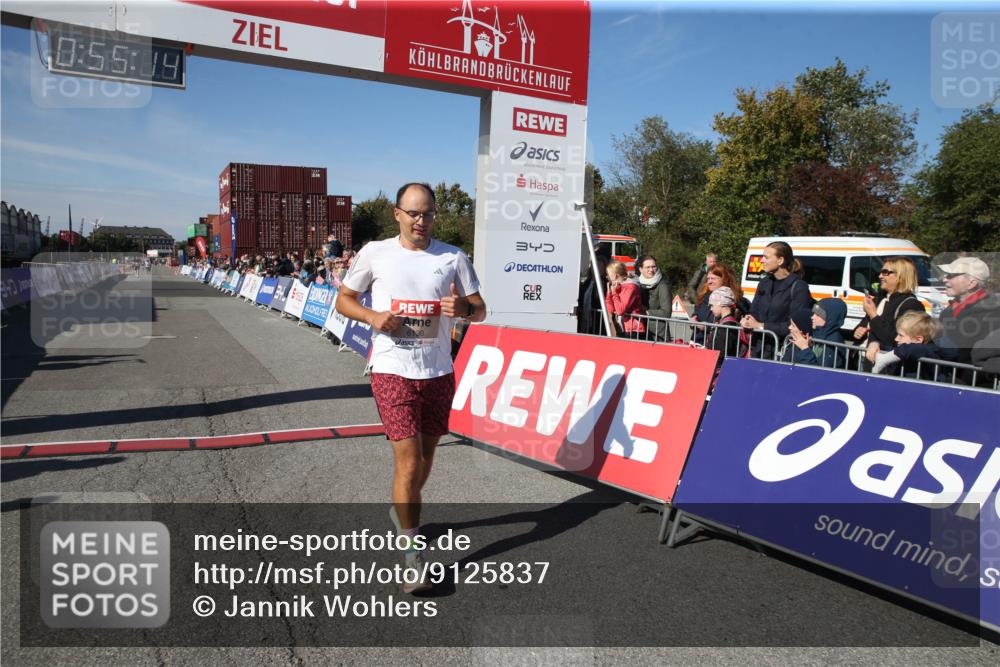 03.10.2025 - Köhlbrandbrückenlauf Jannik Wohlers http://msf.ph/oto/9125837 03.10.2025 12:55:15 Ziel 6130, 6410 meine-sportfotos.de