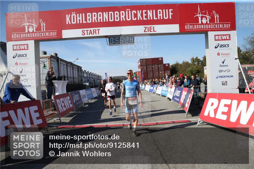 03.10.2025 - Köhlbrandbrückenlauf Jannik Wohlers http://msf.ph/oto/9125841 03.10.2025 12:56:25 Ziel 4028, 4050, 4078, 4166, 4170, 4231, 4478, 5957, 6266 meine-sportfotos.de