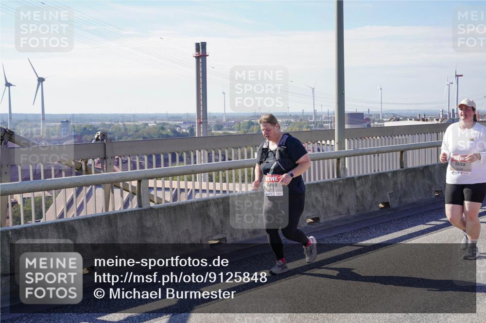 03.10.2025 - Köhlbrandbrückenlauf Michael Burmester http://msf.ph/oto/9125848 03.10.2025 13:10:21 Position 2 5298, 5534 meine-sportfotos.de