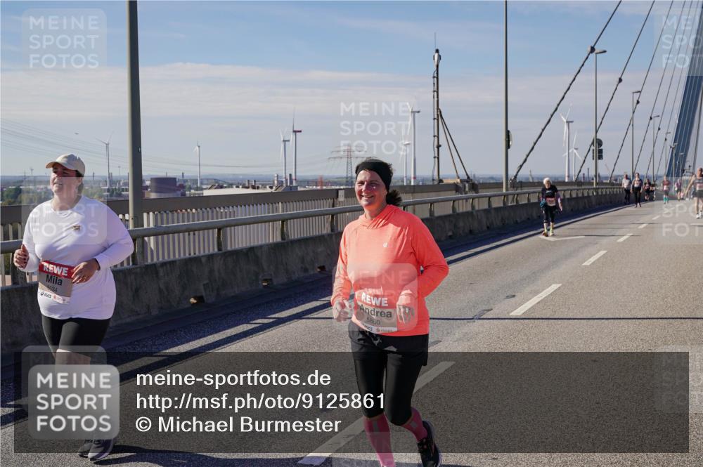 03.10.2025 - Köhlbrandbrückenlauf Michael Burmester http://msf.ph/oto/9125861 03.10.2025 13:10:22 Position 2 5534, 5860 meine-sportfotos.de