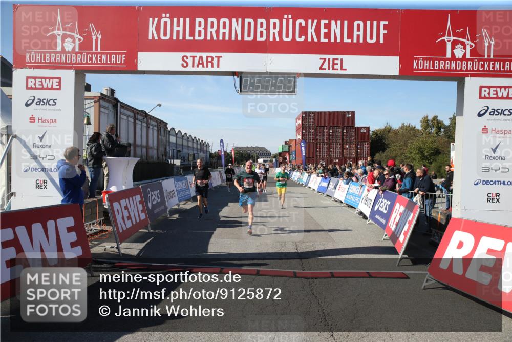 03.10.2025 - Köhlbrandbrückenlauf Jannik Wohlers http://msf.ph/oto/9125872 03.10.2025 12:57:54 Ziel 4037, 4046, 4102, 4654, 5669, 5960, 5961, 6371, 6518, 6519, 6520 meine-sportfotos.de