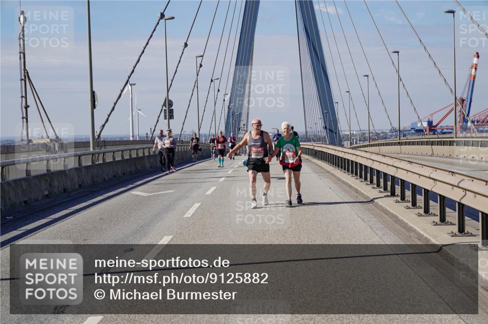 03.10.2025 - Köhlbrandbrückenlauf Michael Burmester http://msf.ph/oto/9125882 03.10.2025 13:10:31 Position 2  meine-sportfotos.de