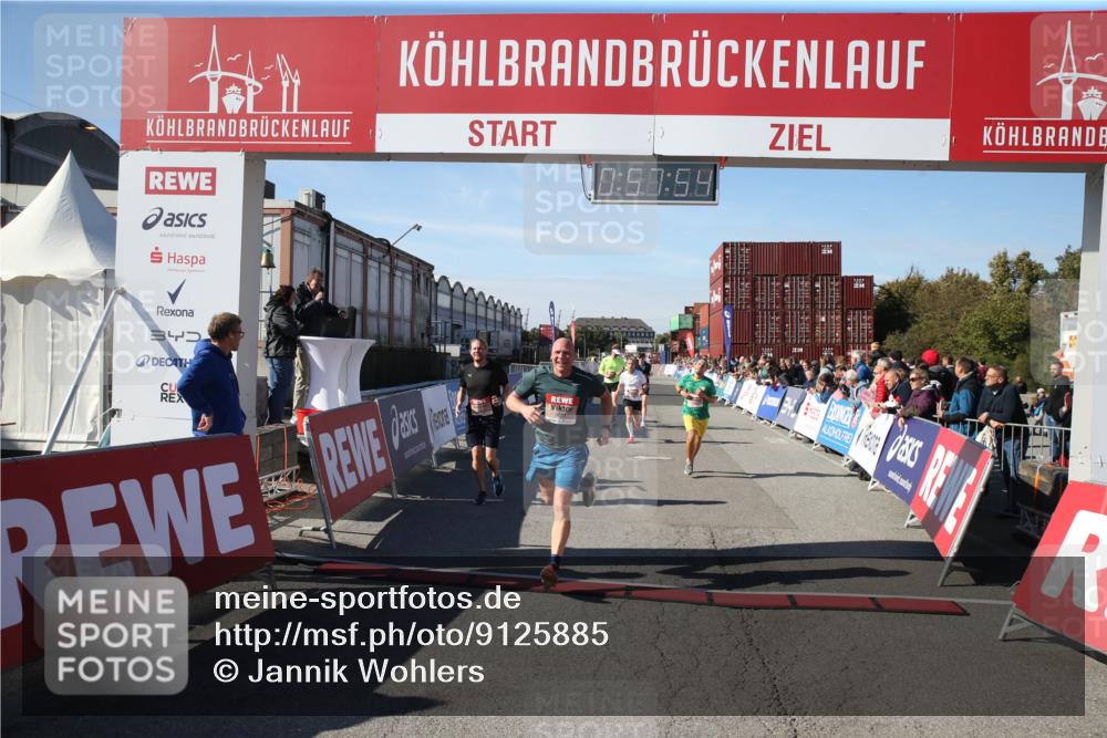 03.10.2025 - Köhlbrandbrückenlauf Jannik Wohlers http://msf.ph/oto/9125885 03.10.2025 12:57:55 Ziel 4037, 4046, 4102, 4654, 5669, 5960, 5961, 6371, 6518, 6519, 6520 meine-sportfotos.de