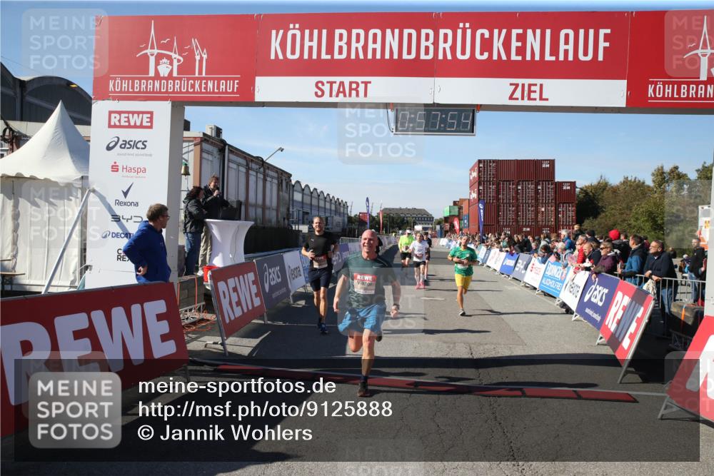 03.10.2025 - Köhlbrandbrückenlauf Jannik Wohlers http://msf.ph/oto/9125888 03.10.2025 12:57:55 Ziel 4037, 4046, 4102, 4654, 5669, 5960, 5961, 6371, 6518, 6519, 6520 meine-sportfotos.de