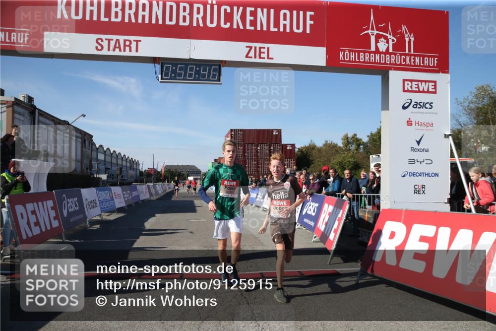 03.10.2025 - Köhlbrandbrückenlauf Jannik Wohlers http://msf.ph/oto/9125915 03.10.2025 12:58:46 Ziel 4148, 4368, 5824, 6167 meine-sportfotos.de