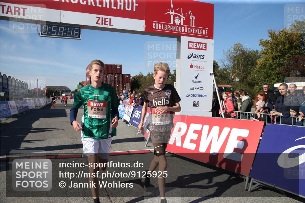 03.10.2025 - Köhlbrandbrückenlauf Jannik Wohlers http://msf.ph/oto/9125925 03.10.2025 12:58:47 Ziel 4148, 4368, 5824, 6167 meine-sportfotos.de
