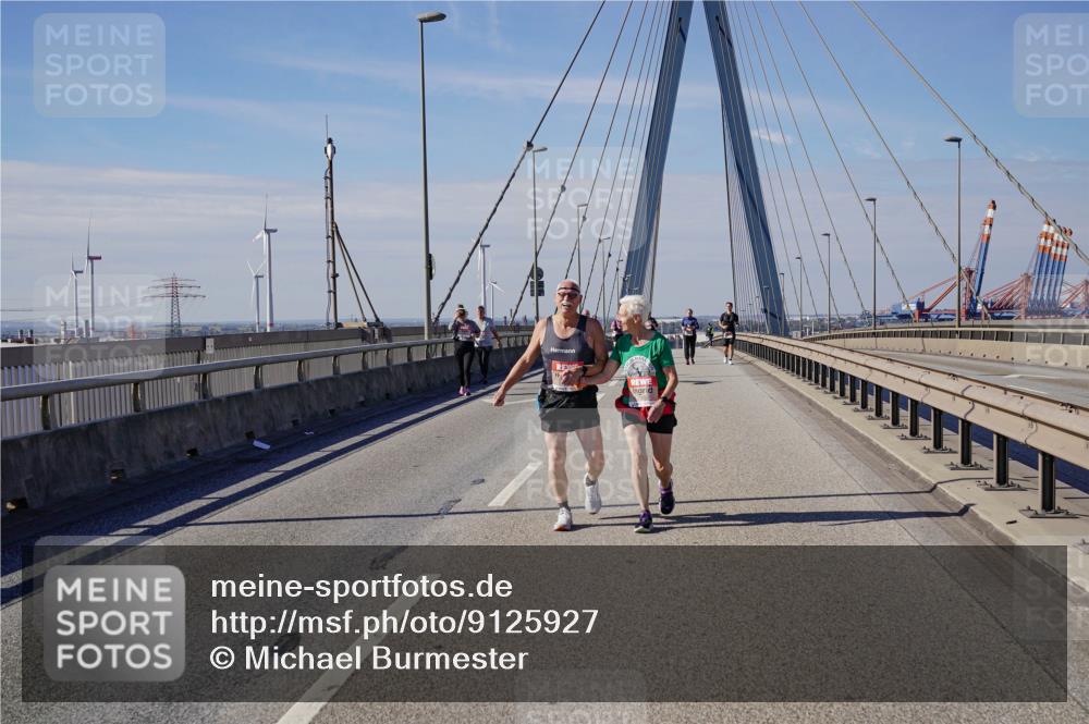 03.10.2025 - Köhlbrandbrückenlauf Michael Burmester http://msf.ph/oto/9125927 03.10.2025 13:10:36 Position 2 111 meine-sportfotos.de