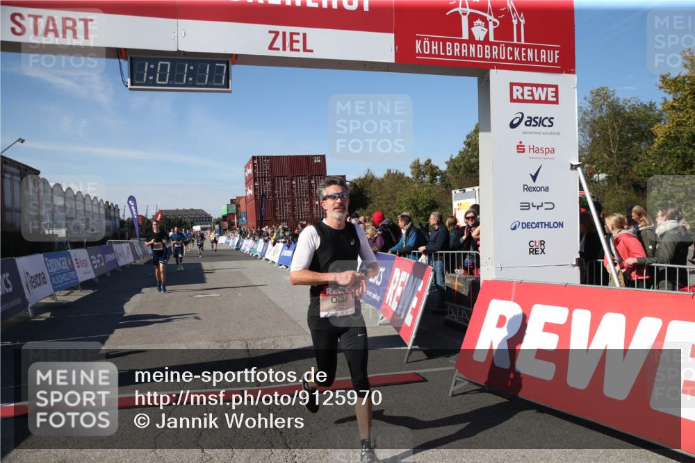 03.10.2025 - Köhlbrandbrückenlauf Jannik Wohlers http://msf.ph/oto/9125970 03.10.2025 13:01:18 Ziel 4737, 5779, 5915, 6187, 6307, 6614 meine-sportfotos.de