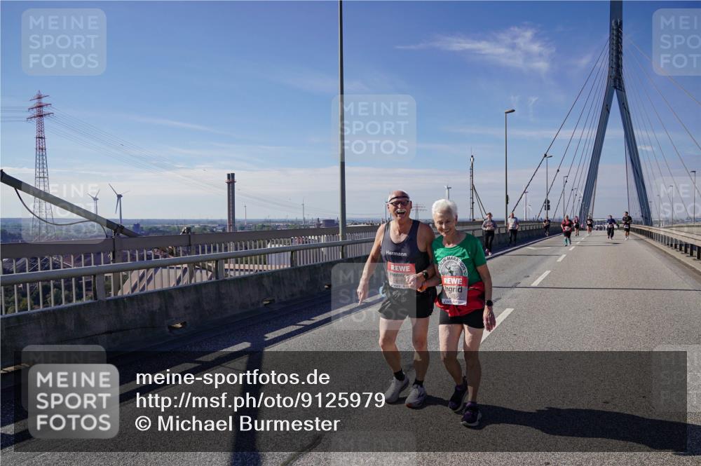 03.10.2025 - Köhlbrandbrückenlauf Michael Burmester http://msf.ph/oto/9125979 03.10.2025 13:10:40 Position 2  meine-sportfotos.de