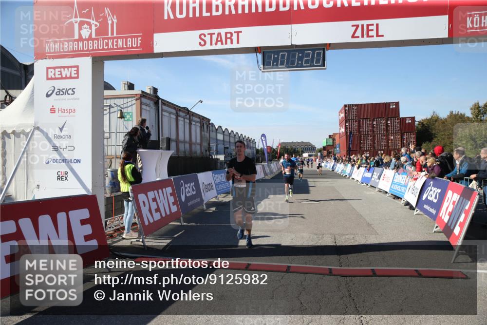 03.10.2025 - Köhlbrandbrückenlauf Jannik Wohlers http://msf.ph/oto/9125982 03.10.2025 13:01:20 Ziel 4199, 4737, 5779, 5915, 6187, 6307, 6614 meine-sportfotos.de