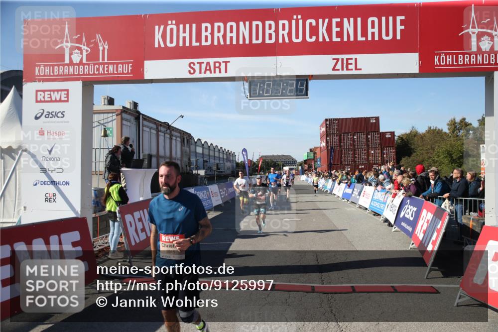 03.10.2025 - Köhlbrandbrückenlauf Jannik Wohlers http://msf.ph/oto/9125997 03.10.2025 13:01:24 Ziel 4073, 4199, 4219, 4284, 4292, 4304, 4737, 5915, 6187, 6307, 6775 meine-sportfotos.de