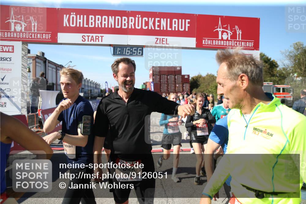 03.10.2025 - Köhlbrandbrückenlauf Jannik Wohlers http://msf.ph/oto/9126051 03.10.2025 13:16:56 Ziel 4168, 4331, 4359, 4605, 4861, 4978, 5028, 5053, 5099, 5100, 5166, 5302, 5385, 5386, 5453, 5467, 5840, 6286, 6340, 6343, 6474, 6620, 6623, 6626, 6658, 6697, 6785 meine-sportfotos.de