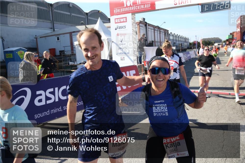 03.10.2025 - Köhlbrandbrückenlauf Jannik Wohlers http://msf.ph/oto/9126075 03.10.2025 13:17:26 Ziel 4404, 4686, 4746, 4818, 4988, 5007, 5008, 5031, 5638, 5642, 5890, 5943, 6069, 6389, 6710 meine-sportfotos.de