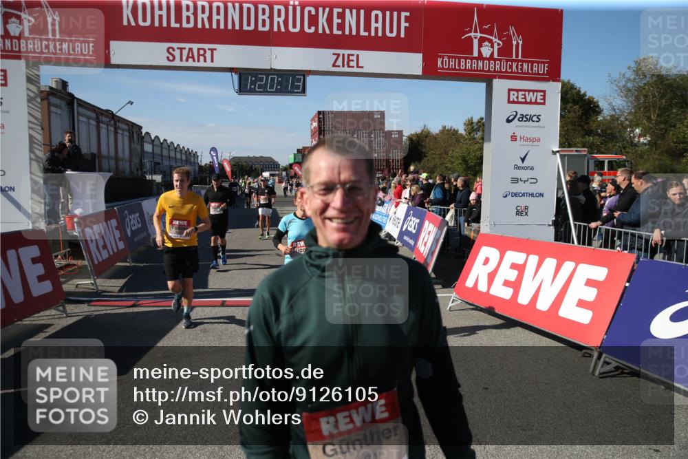 03.10.2025 - Köhlbrandbrückenlauf Jannik Wohlers http://msf.ph/oto/9126105 03.10.2025 13:20:13 Ziel 4397, 4402, 4433, 4565, 4779, 4994, 5037, 5160, 5175, 5328, 5456, 5481, 5672, 5683, 5850, 6035, 6136, 6589, 6649 meine-sportfotos.de